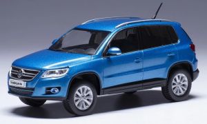IXOCLC574 - Volkswagen Tiguan 2007 Azul metalizado
