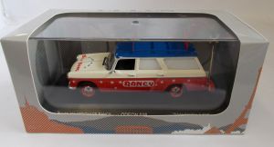 ODE016 - PEUGEOT 404 comercial publicitario del circo Sabine Rancy limitado a 500 ejemplares