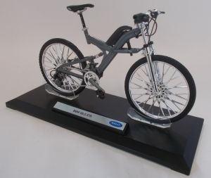 WEL62570PWC - Bicicleta de montaña BMW Q6.S XTR gris
