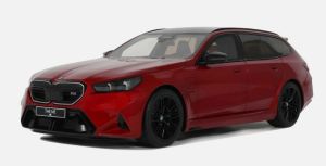 GT964 - BMW M5 Touring 2025 Rojo Fuego