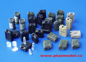 PLS126 - Botes miniatura modernos para pintar 35 piezas