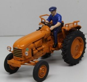 REP173 - RENAULT D35 con conductor