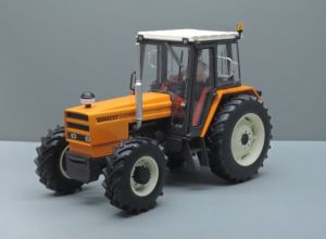 REP178 - RENAULT 981-4S 4 ruedas motrices
