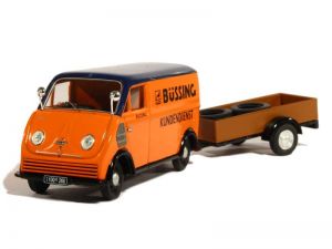 SCH2389 - DKW Schnellaster con remolque de 1 eje con carga de neumáticos