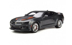 GT191 - CHEVROLET Camaro SS 50 Aniversario negro y naranja