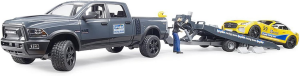 BRU2504 - DODGE RAM 2500 Power Wagon con remolque y auto del equipo Roadster Racing