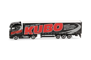 HER318068 - DAF XG 4x2 con remolque de lona de 3 ejes KUBO