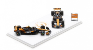 SPAS9571 - McLAREN MCL38 #4 y #81 Campeón Constructor 2024 L.NORRIS y O.PIASTRI