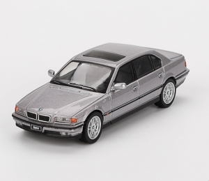 MGT00792-L - BMW E38 750 IL Aspen Plata metalizado 2000 LHD