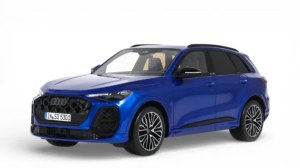 OT1281 - AUDI SQ5 TFSI Ultra 2025 azul