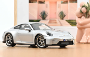 NOREV187002 - PORSCHE 911 GT3 Pack Touring 2025, plateado GT metalizado