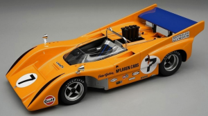 TM18-331B - McLAREN M8D n.º 7, ganador de la carrera Can-Am de Road America en 1970, P. GETHIN