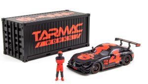 T64-008-4A4R - MERCEDES AMG GT3 #4 2018 con contenedor y figura, negro y rojo