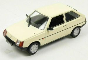 MAGRUS063 - ZAZ 1102 Tarvia 3 puertas 1987 crema vendido en blister