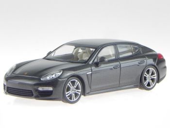 MNC0206800E - PORSCHE Panamera Turbo S gris metalizado