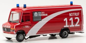 HER097444 - MERCEDES BENZ Vario Bomberos de Berlín rojo