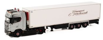 WSI01-3504 - SCANIA CS20H ​​​​Highline 4x2 con remolque frigorífico 3 Ejes MACKOWIAK