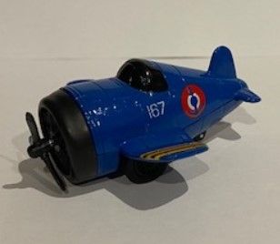 NEW01277A - Avión azul con franjas de fricción amarillas