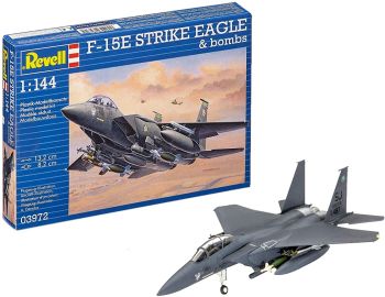 REV03972 - Avión F-15E STRIKE EAGLE y bombas para montar y pintar