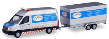 HER095068 - VOLKSWAGEN Crafter con remolque SABA de 2 ejes