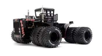 FIGE10-4393 - BIG BUD 16V-747 con neumáticos Titan LSW negros