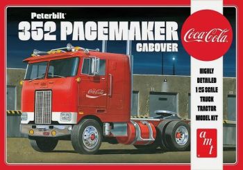 AMT1090/06 - PETERBILT 352 Pacemaker Cabover 6x4 COCA COLA para montar y pintar