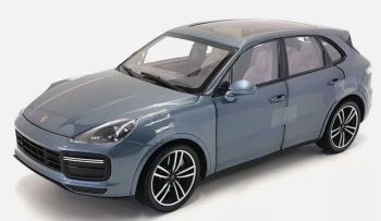 MNC110066070 - PORSCHE Cayenne Turbo S 2017 Azul metalizado