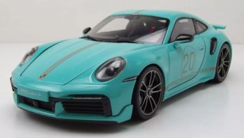 MNC113069077 - PORSCHE 911 Turbo S Coupe Sport diseño 2021 verde