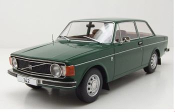 MOD18005 - VOLVO 142 1973 Verde oscuro