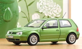 NOREV188571 - VOLKSWAGEN Golf GTI 1998 Verde Cosmos Metalizado