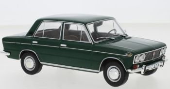 WBXWB124093 - LADA 1500 1977 verde oscuro