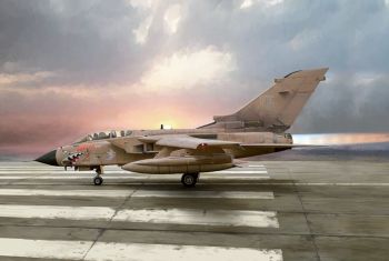 ITA1384 - Tornado GR.1 RAG avión de combate para montar y pintar