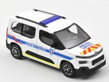 NOREV155768 - CITROEN Berlingo 2020 Policía Municipal con franjas decorativas