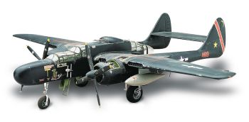 REV17546 - Avión Black Widow P-61 construible