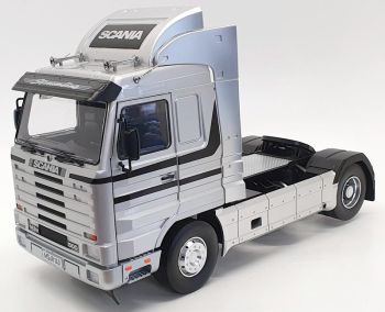 RK180103 - SCANIA 143 aerodinámico 1995 plata
