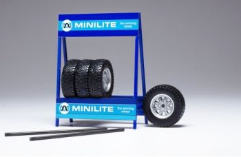 IXO18SET001W - Portaequipajes con 4 neumáticos MINI LITE
