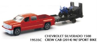 NEW19815E - Pick up CHEVROLET Silverado 1500HD con remolque y moto azul