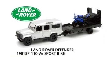 NEW19815F - LAND ROVER Defender 110 con bandeja y moto azul