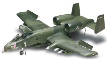 REV21300 - Avión Monogram A-10 Warthog para montar y pintar