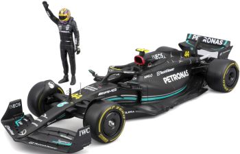 BUR28037H - MERCEDES-AMG W14E SF-23 n.º 44 con L. Hamilton figura