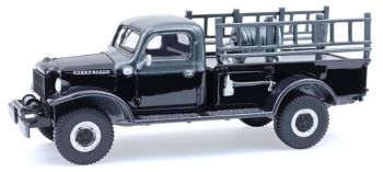 GREEN28170-C - 1946 DODGE Power Wagon Departamento de Bomberos Negro de la serie BLACK BANDIT en blíster