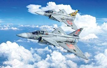 ITA2785 - Avión caza Saab JA 37 Jaktviggen para montar y pintar