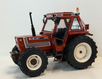 ROS30253 - FIAT 70-90 4WD Cabina Super Confort – Edición limitada a 500 unidades.