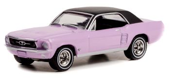 GREEN30352 - FORD Mustang coupé rosa 1967 de la serie SHE COUNTRY Special bajo blister