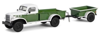 GREEN32320-A - DODGE Power Wagon 1950 con remolque verde y blanco de la serie HITCH & TOW en blíster