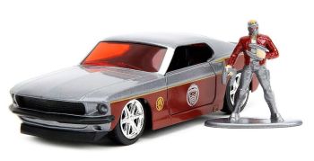 JAD33077 - FORD Mustang Fastback con estatuilla de Star Lord 1969 LOS GUARDIANES DE LA GALAXIA