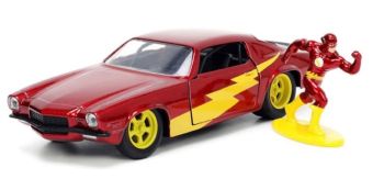 JAD33086 - CHEVY Camaro SS 1973 con la figura de FLASH S