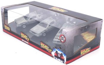 JAD33399 - Pack de 3 coches de Regreso al Futuro - DELOREAN