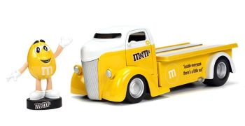 JAD33425 - FORD Coe Flatbed con figura M&M's Yellow 1947
