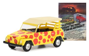 GREEN39110-C - VOLKSWAGEN tipo 181 cosa 1974 amarillo y rojo de la serie VINTAGE AD CARS en blister